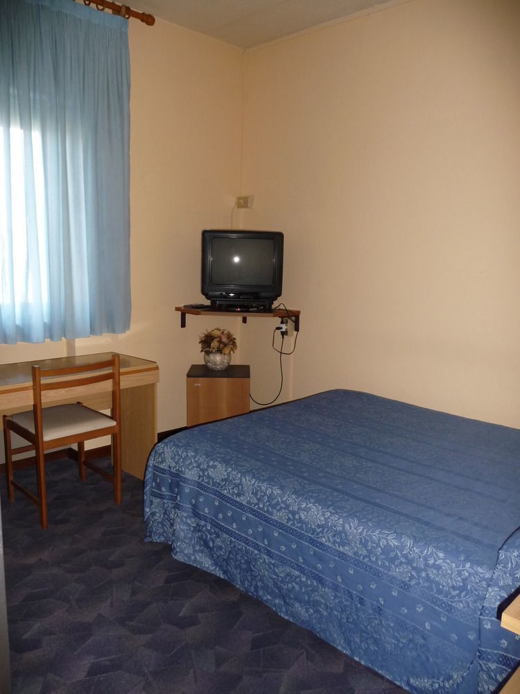 Hotel Astoria Altopascio Dış mekan fotoğraf